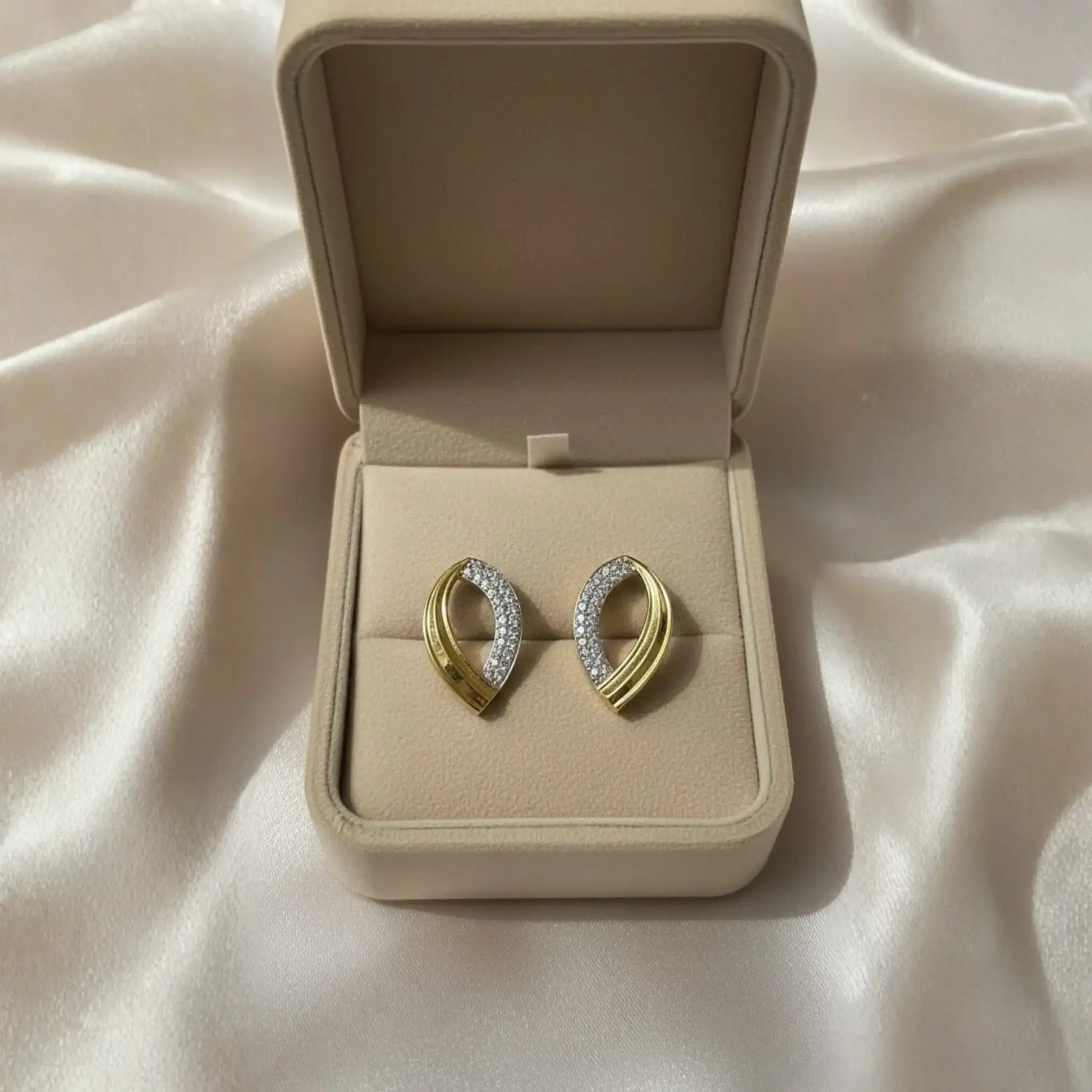 Curve Stud Earrings Dual-Tone Crystal Design