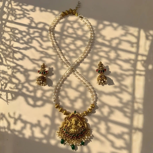 Necklace with Pearl Beads and Antique Gold Finish